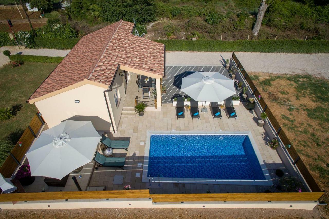 Villa Punta Garden Pool House à Posedarje Extérieur photo
